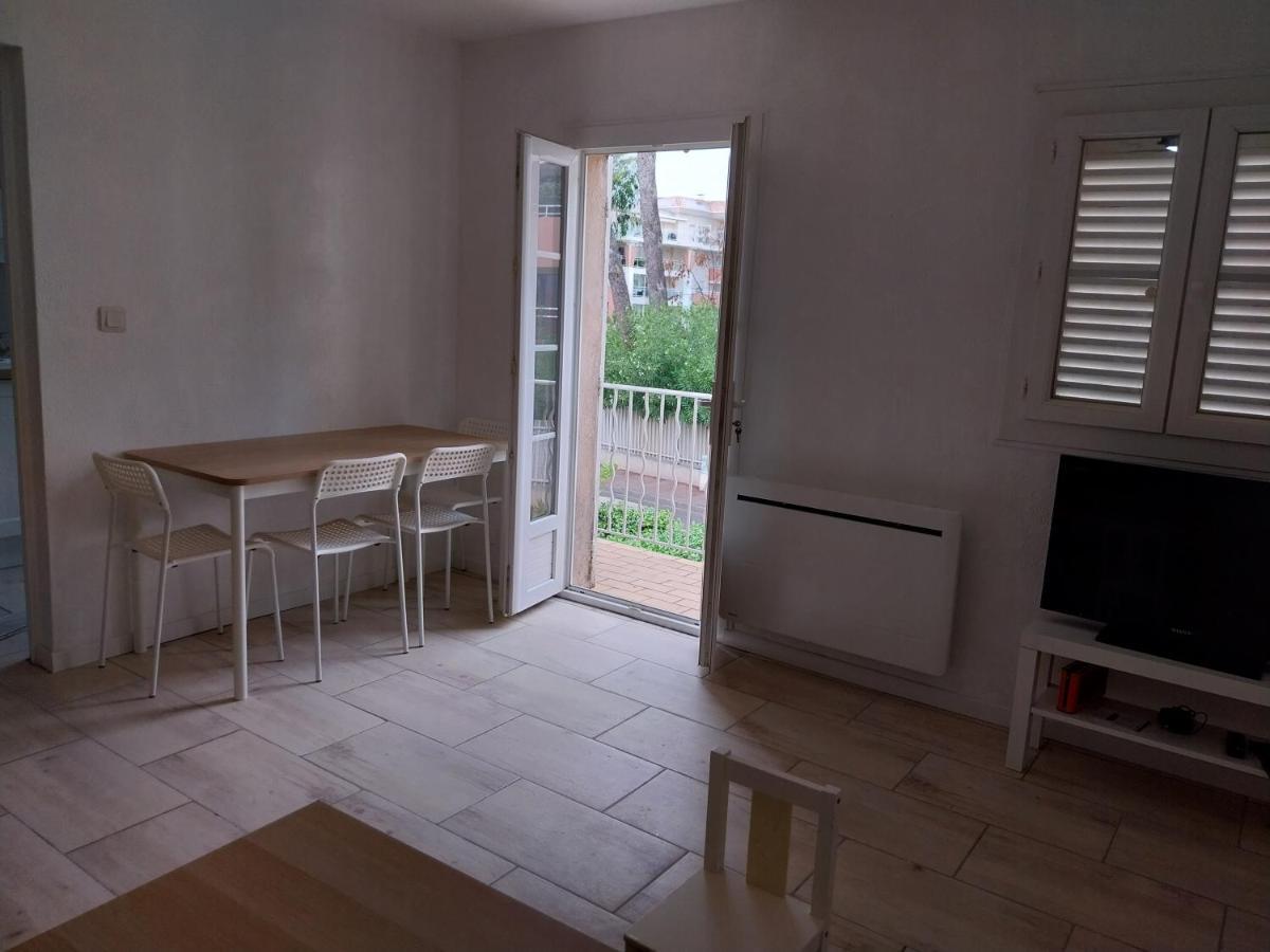 Appartement Port De Hyères Extérieur photo
